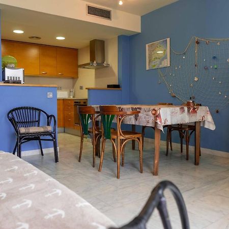 Nautic Apartment -Free Wifi L'Ampolla Bagian luar foto