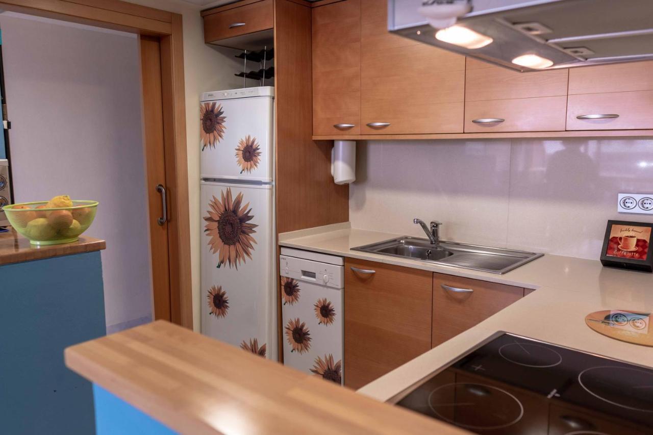 Nautic Apartment -Free Wifi L'Ampolla Bagian luar foto